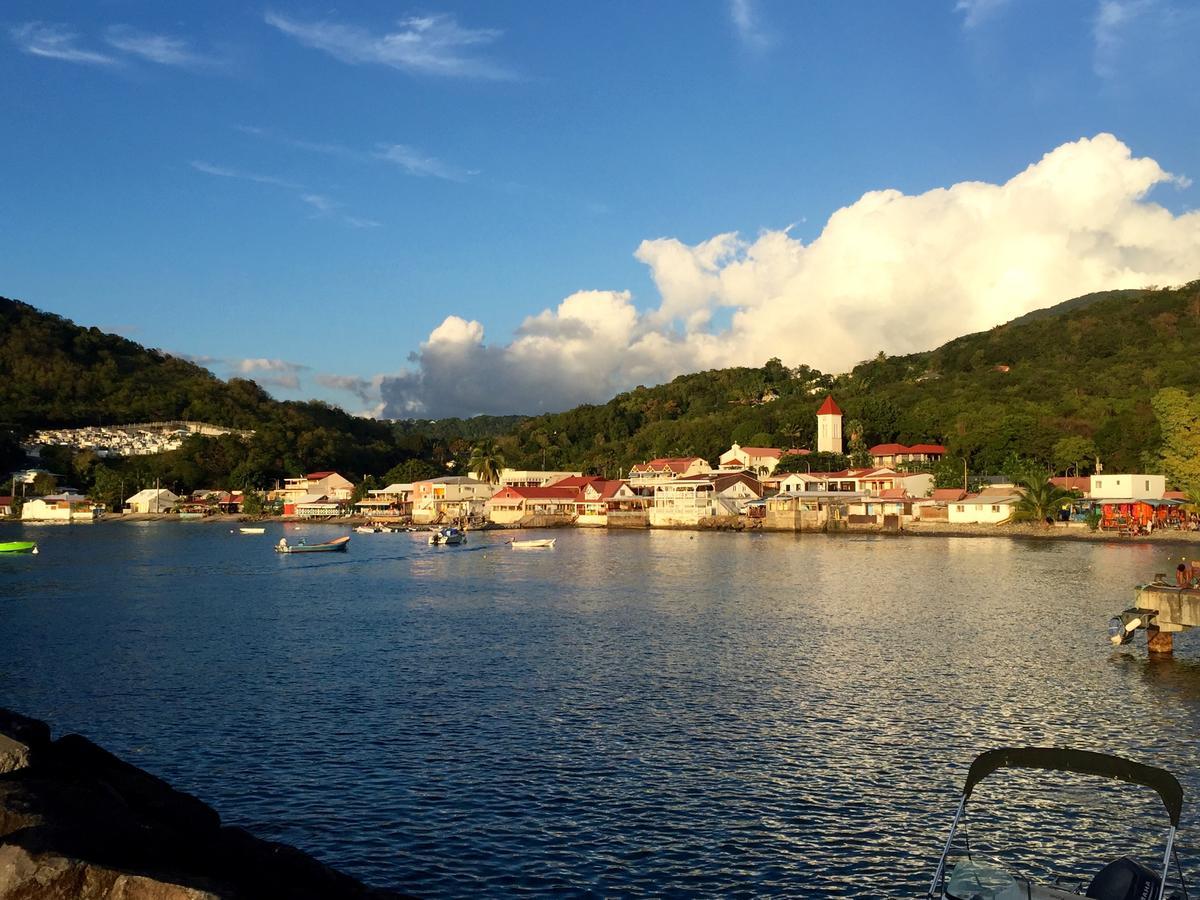 La Baie Du Bonheur Bed & Breakfast Deshaies Bagian luar foto